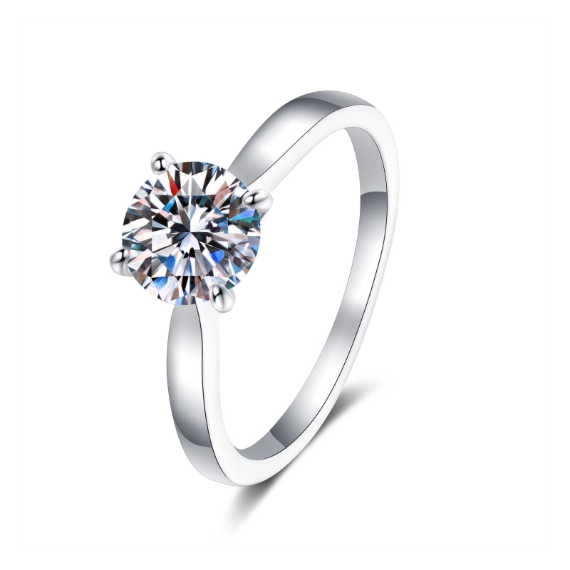 Classic 4-prong Moissanite ring for women in S925 sterling silver by Luma Moissanite, perfect for engagements, anniversaries, or luxury gifts