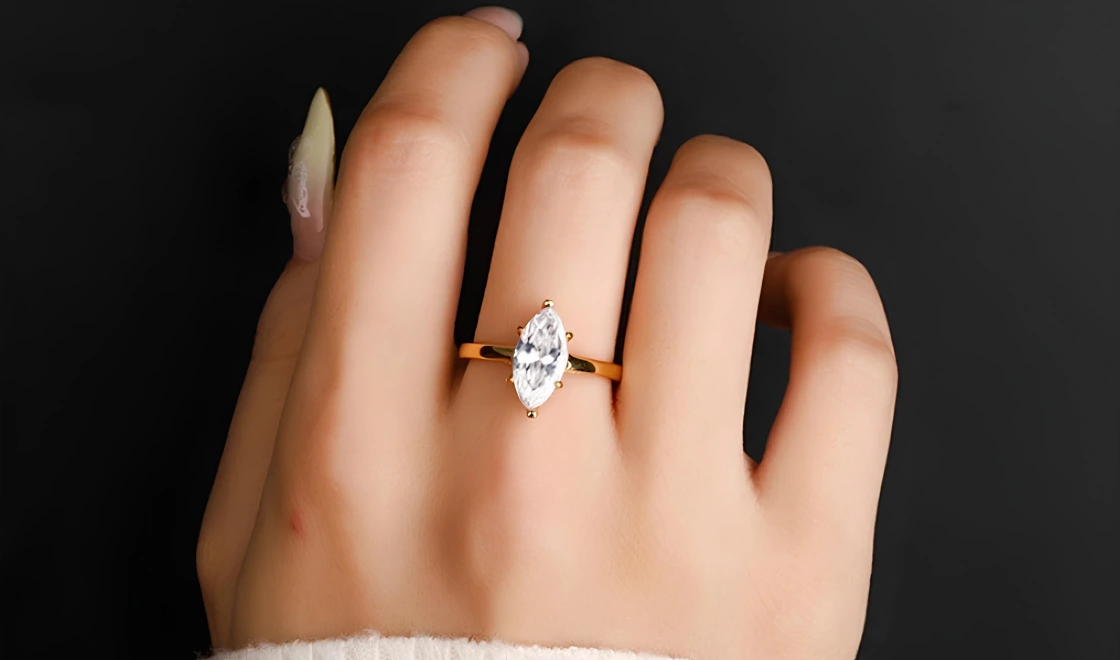 Elegant Marquise Moissanite Engagement Ring in 925 Sterling Silver – Minimalist Women’s Jewelry for Engagement, Wedding, and Gift